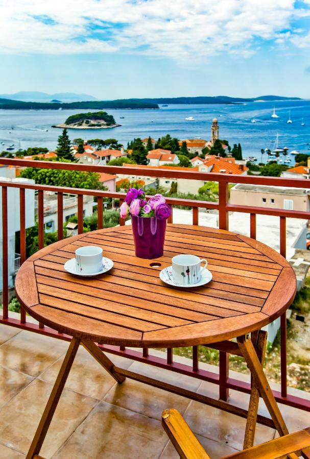 Apartments Ivusic Hvar Town Exteriér fotografie